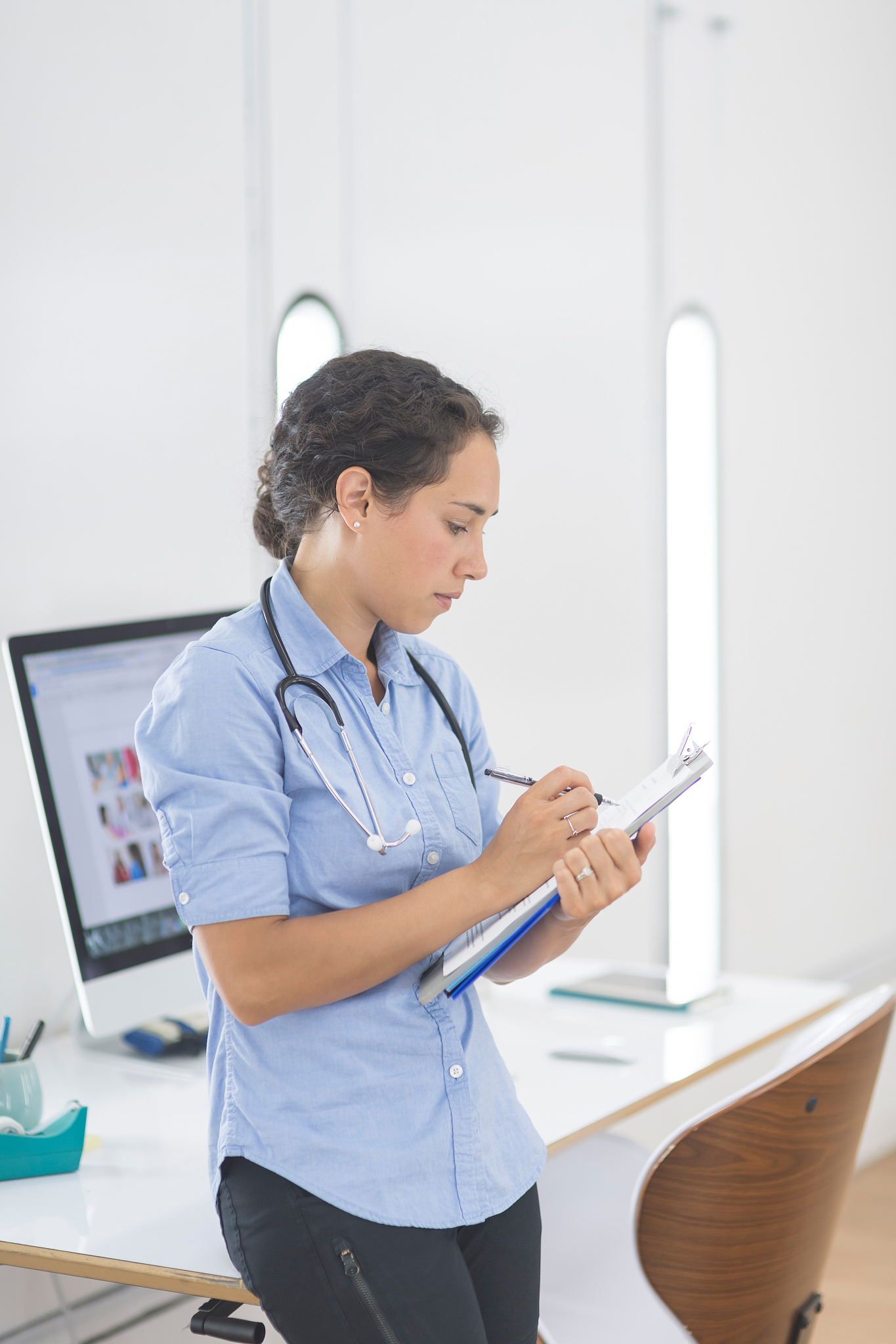 辽宁医药职业学院中药制剂技术专业怎么样？就业前景、课程设置及师资力量解析