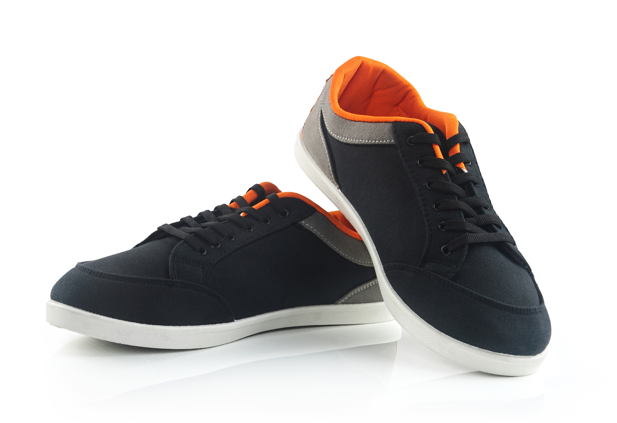 中老年人网购最爱服饰鞋类：舒适、保暖、安全是关键！