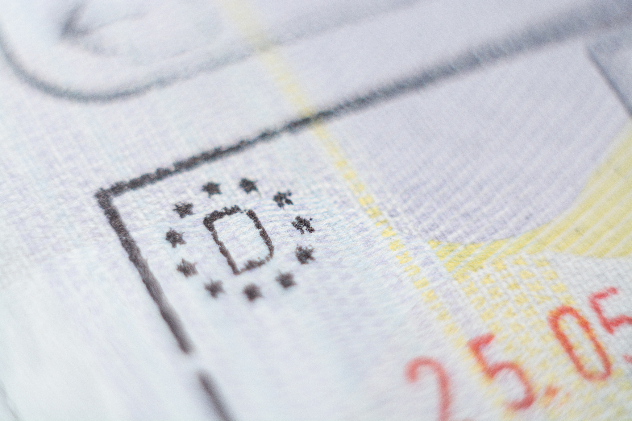 XX供电公司严格作业票管理，保障电力施工安全