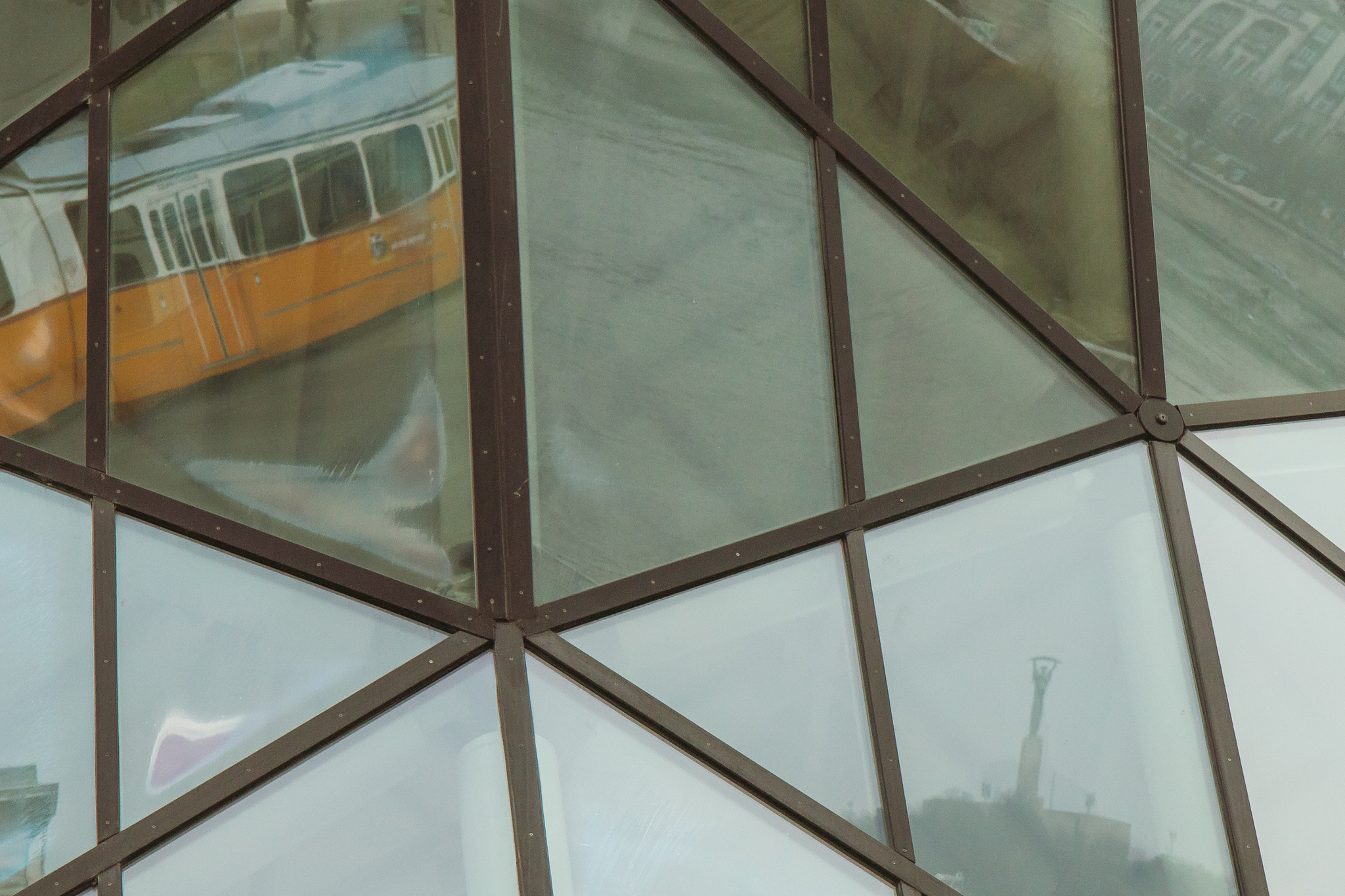 intersecting reflections