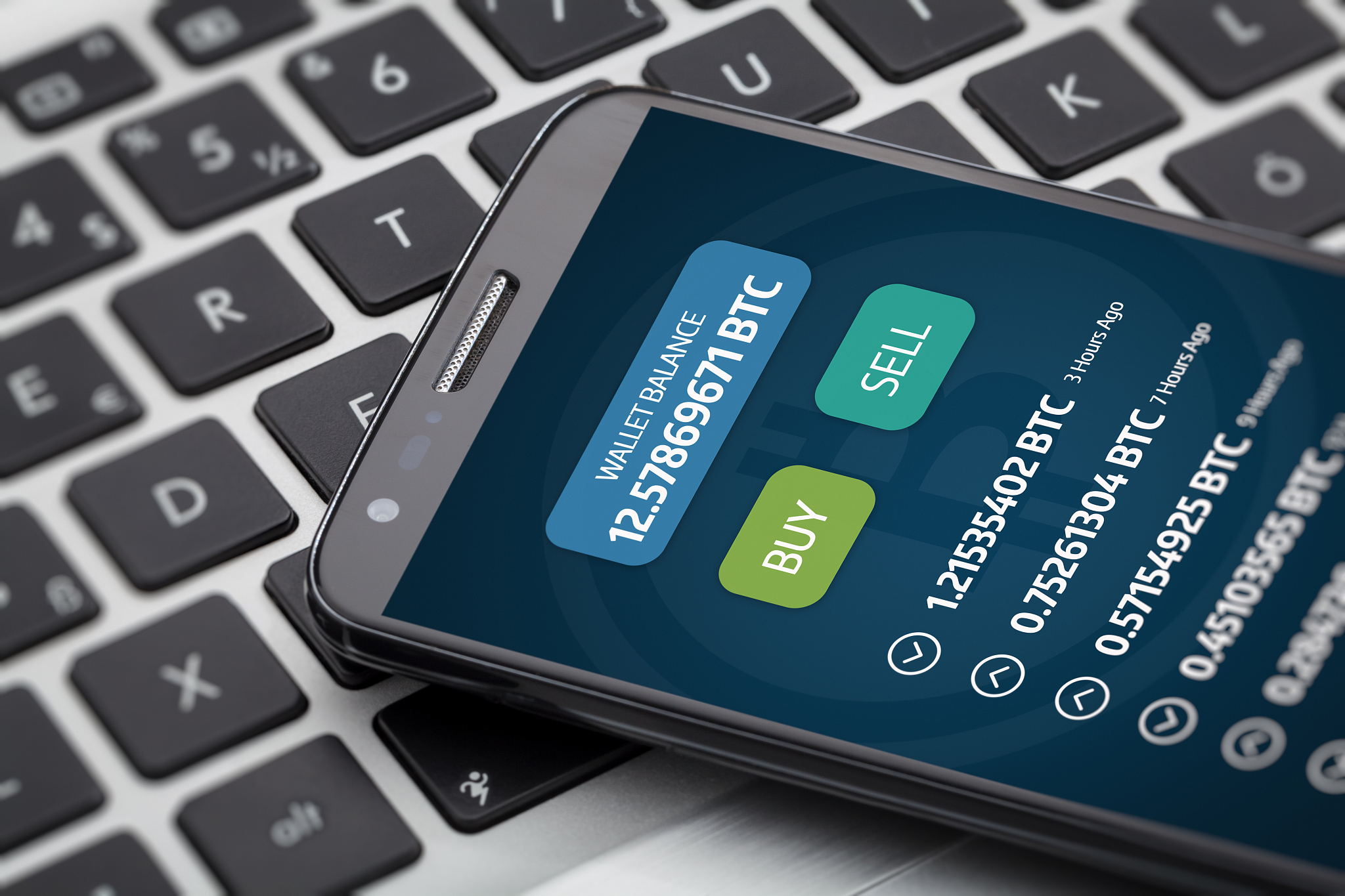 bitcoin wallet balance and transfer informations on smart phone 