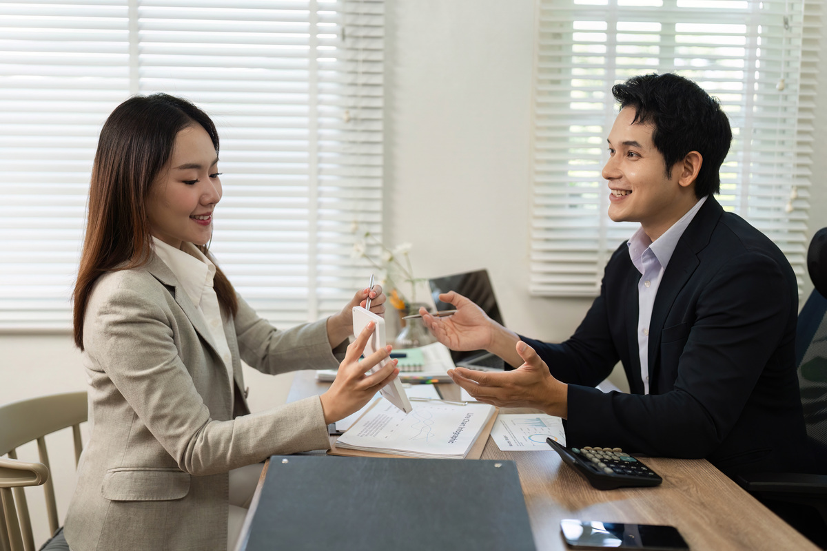 🔥职场潜规则大揭秘：领导同事关系怎么处？教你避坑指南！