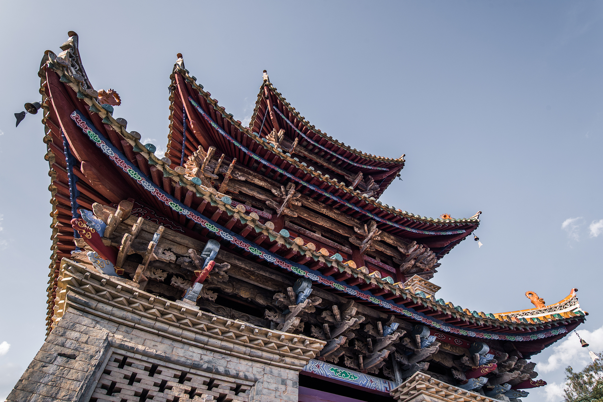 红河高中女生读什么中专学校好？