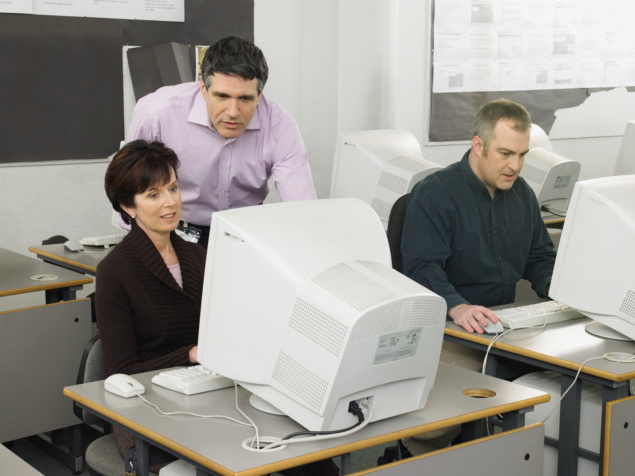 成都职业技术学校管理制度解析：如何优化管理体制？