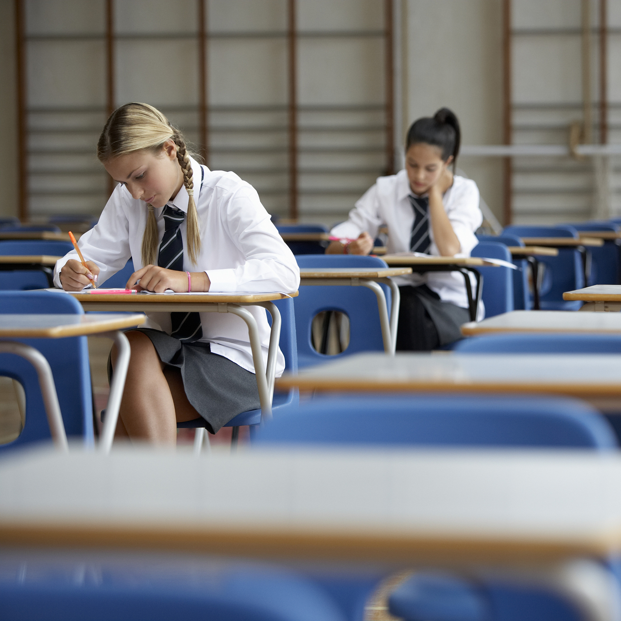 成都华西卫生学校毕业生就业前景如何？