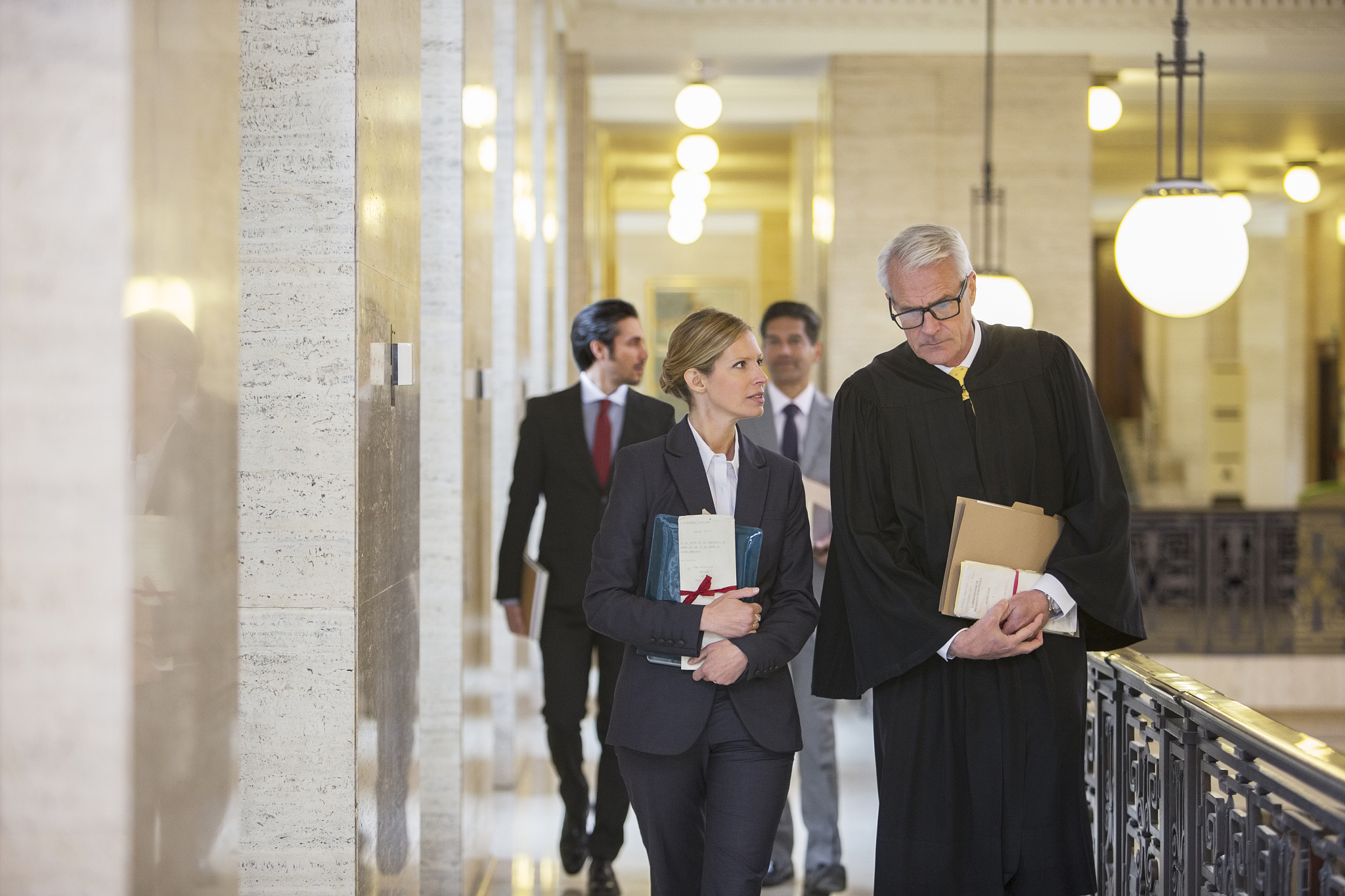 英国律师制度详解：律师和律师的职责