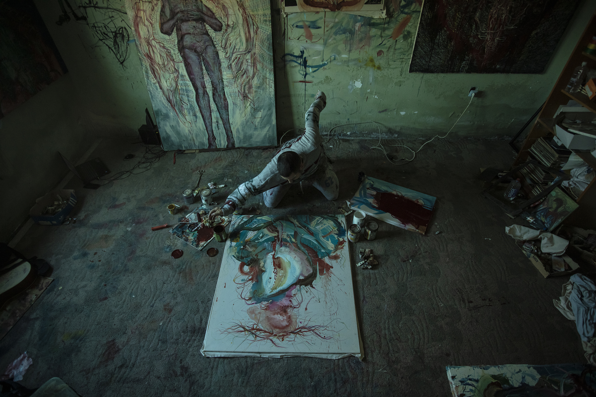 artist in atelier