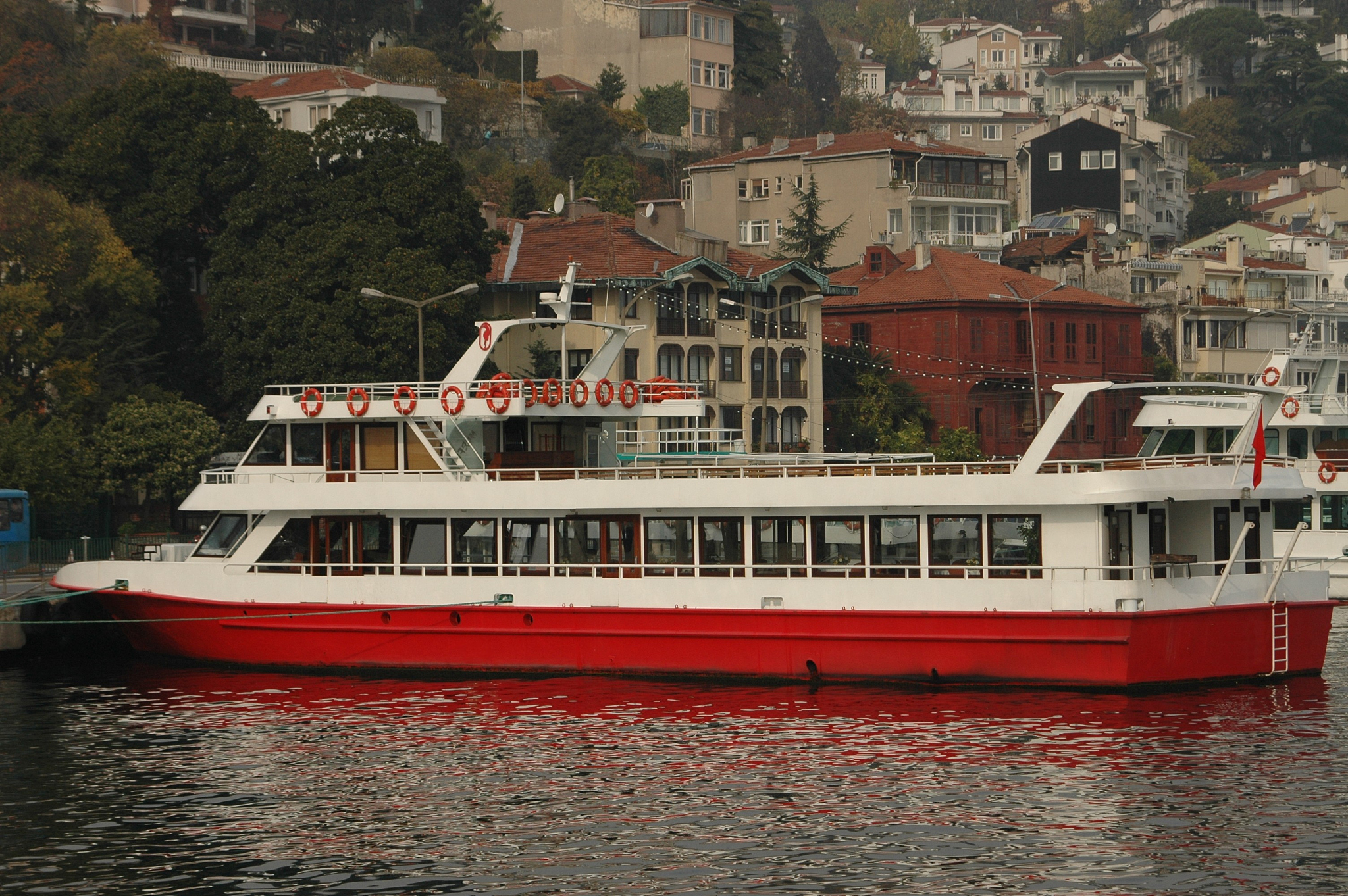 邮轮乘务专业就业前景及发展趋势深度解析