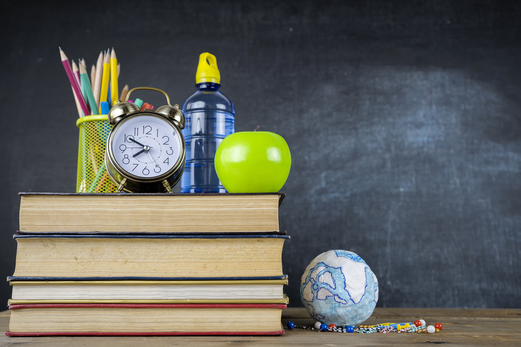 back to school concept. school books on desk or back to school o