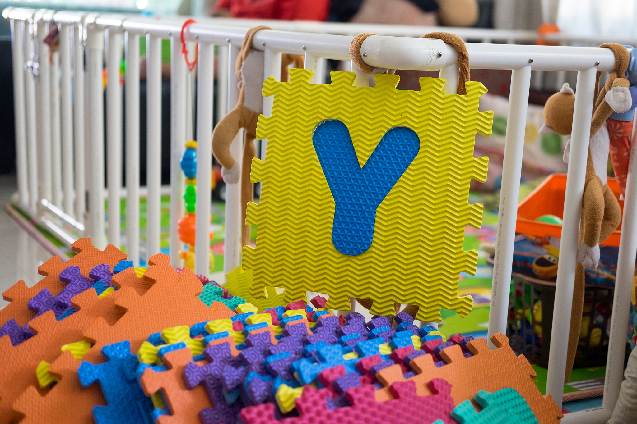 猜字谜用250字帮我描述