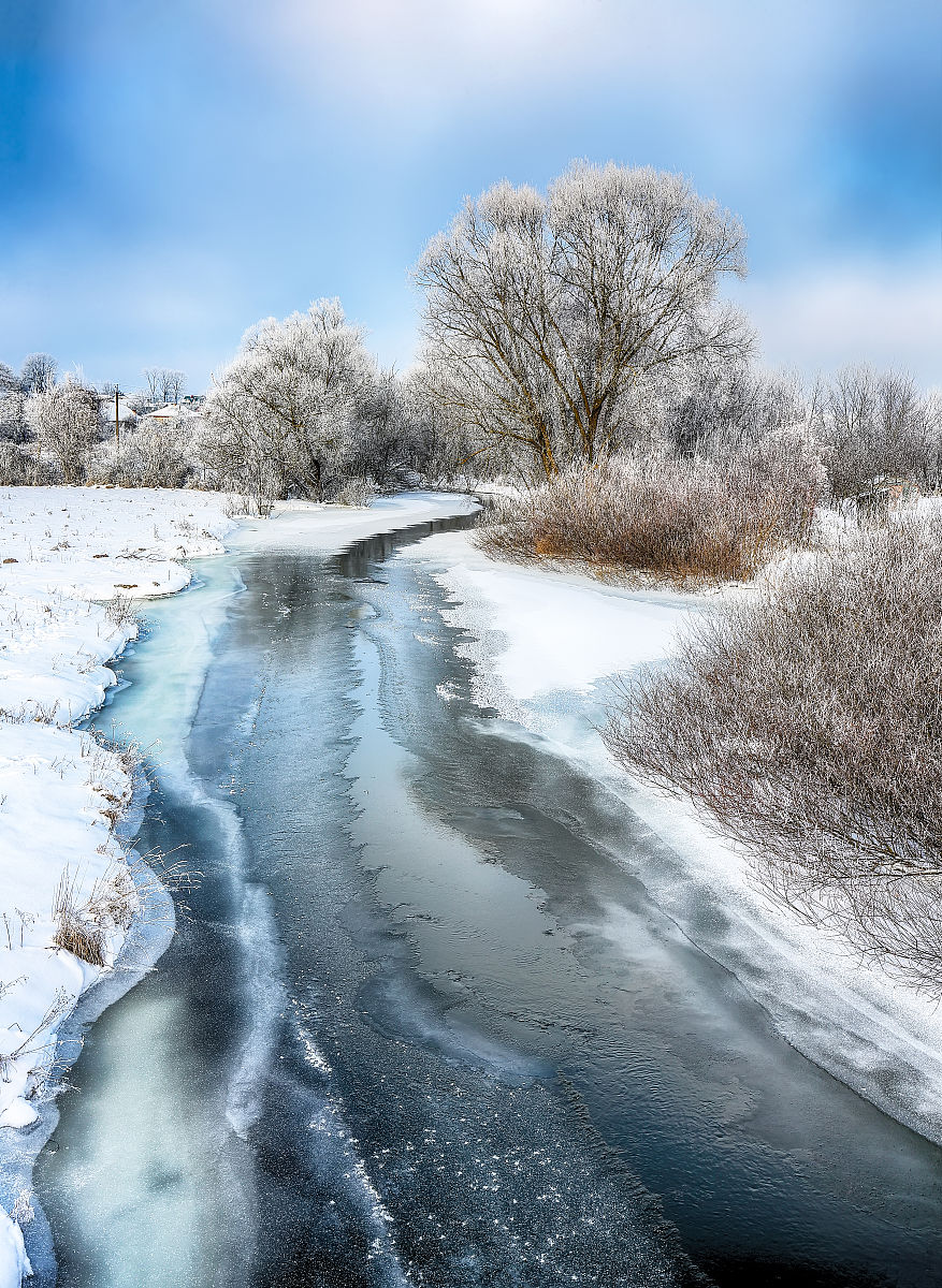 雪景图的含义：展现冬日美景的艺术形式