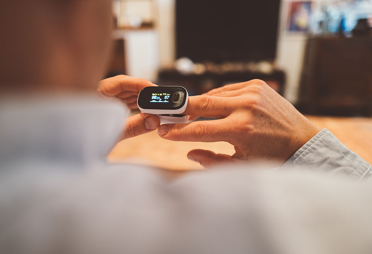 智能戒指的优势：多功能、个性化、时尚、健康监测、防丢失