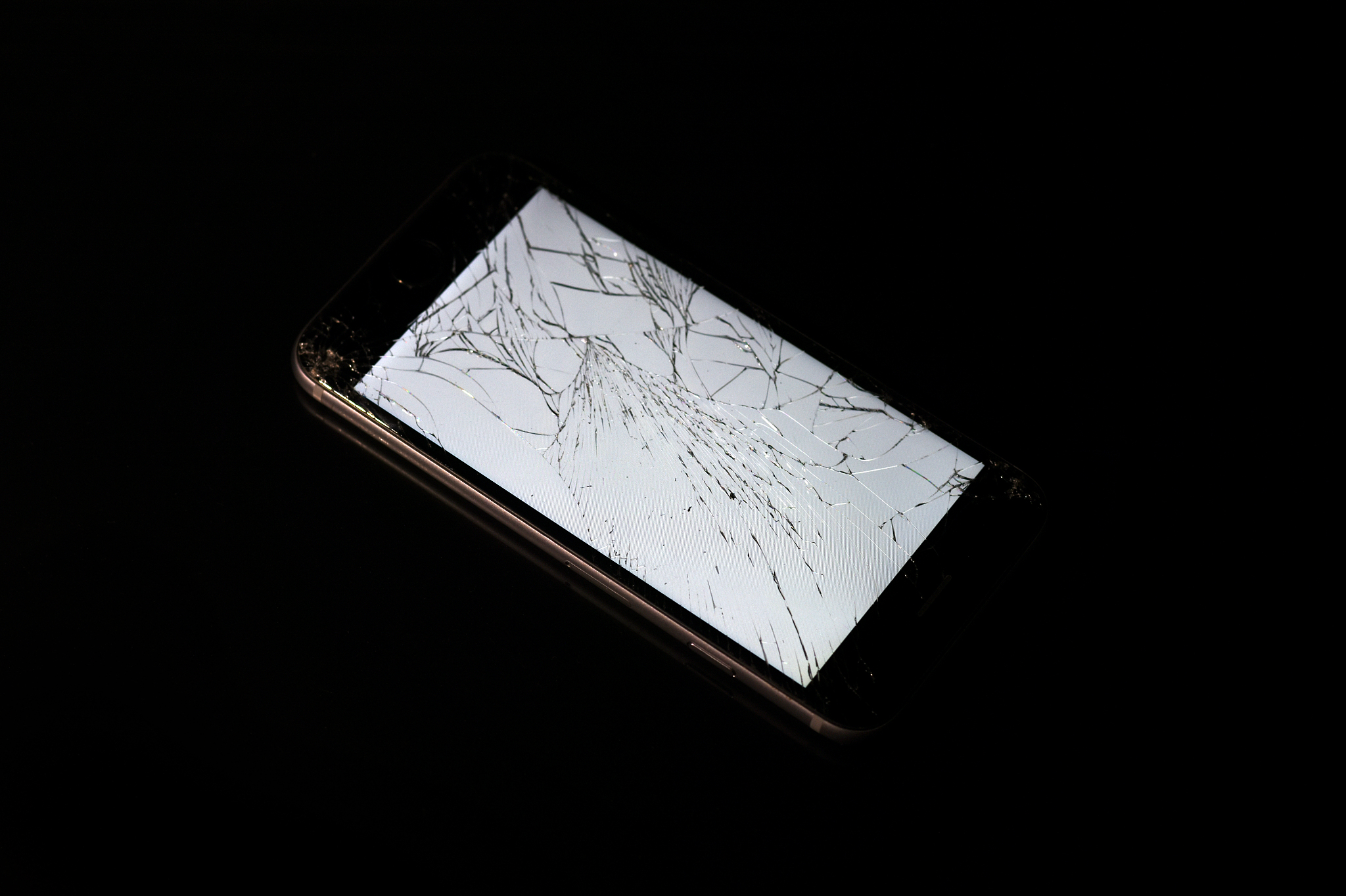 手机屏幕来回曝光怎么解决