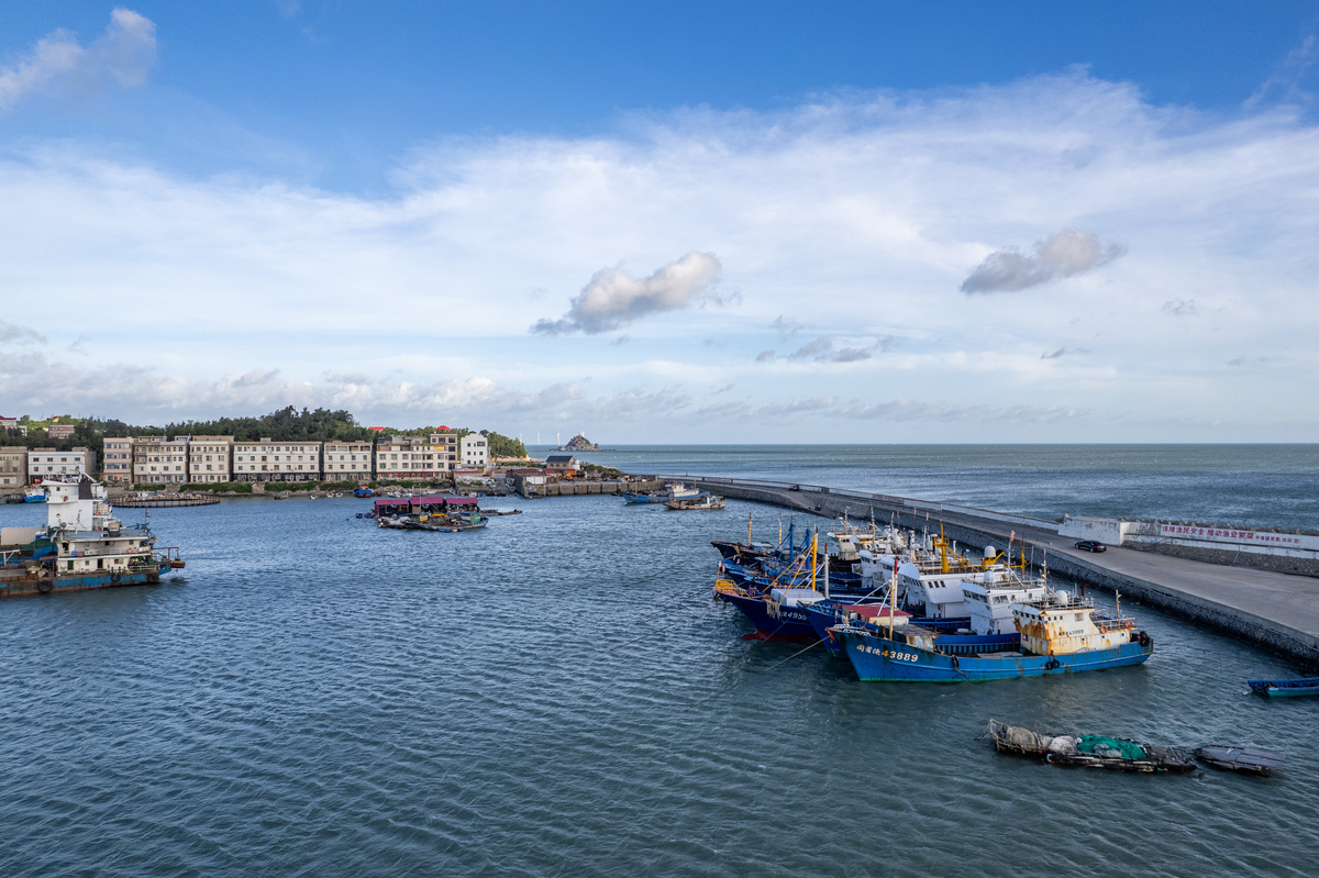 舟山秀山乡秀东舟山海洋有限公司位置帮我用230字详细描述