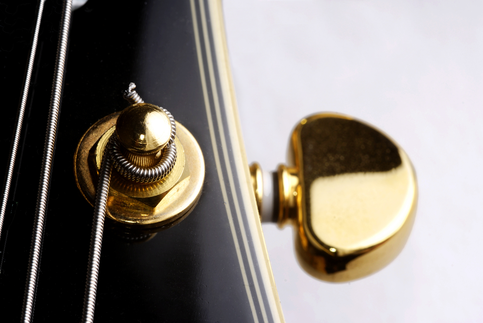 电吉他自学指南：从入门到进阶，轻松掌握六弦魅力