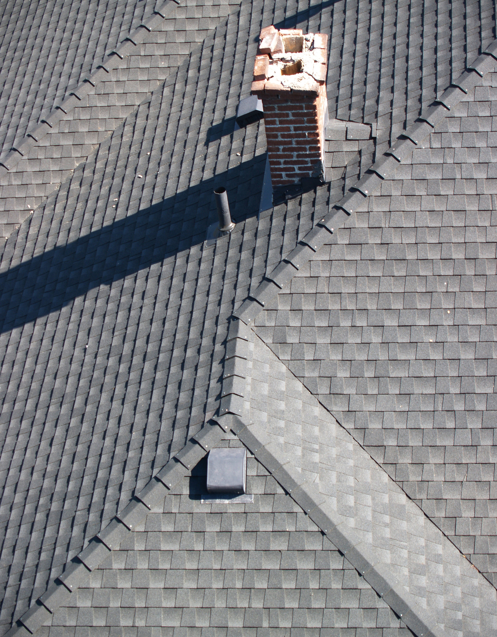 asphalt tiled roof
