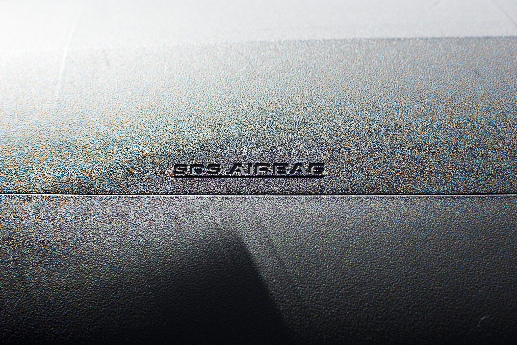 srs airbag icon in car