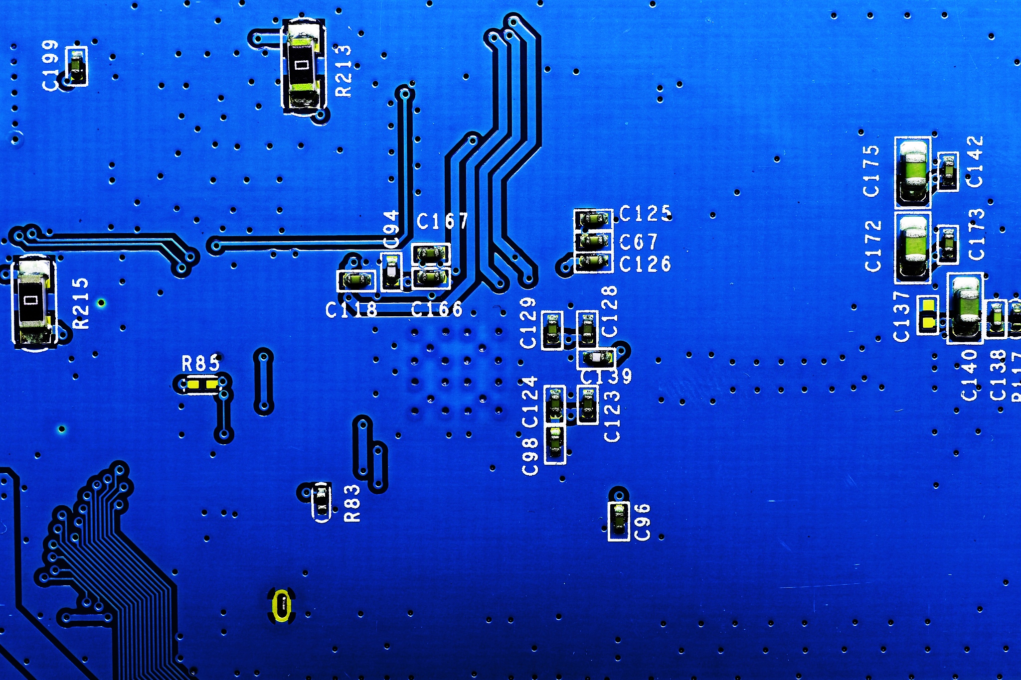 郑州市科技工业学校的城市轨道交通供电地铁方向普通中专就业容易吗