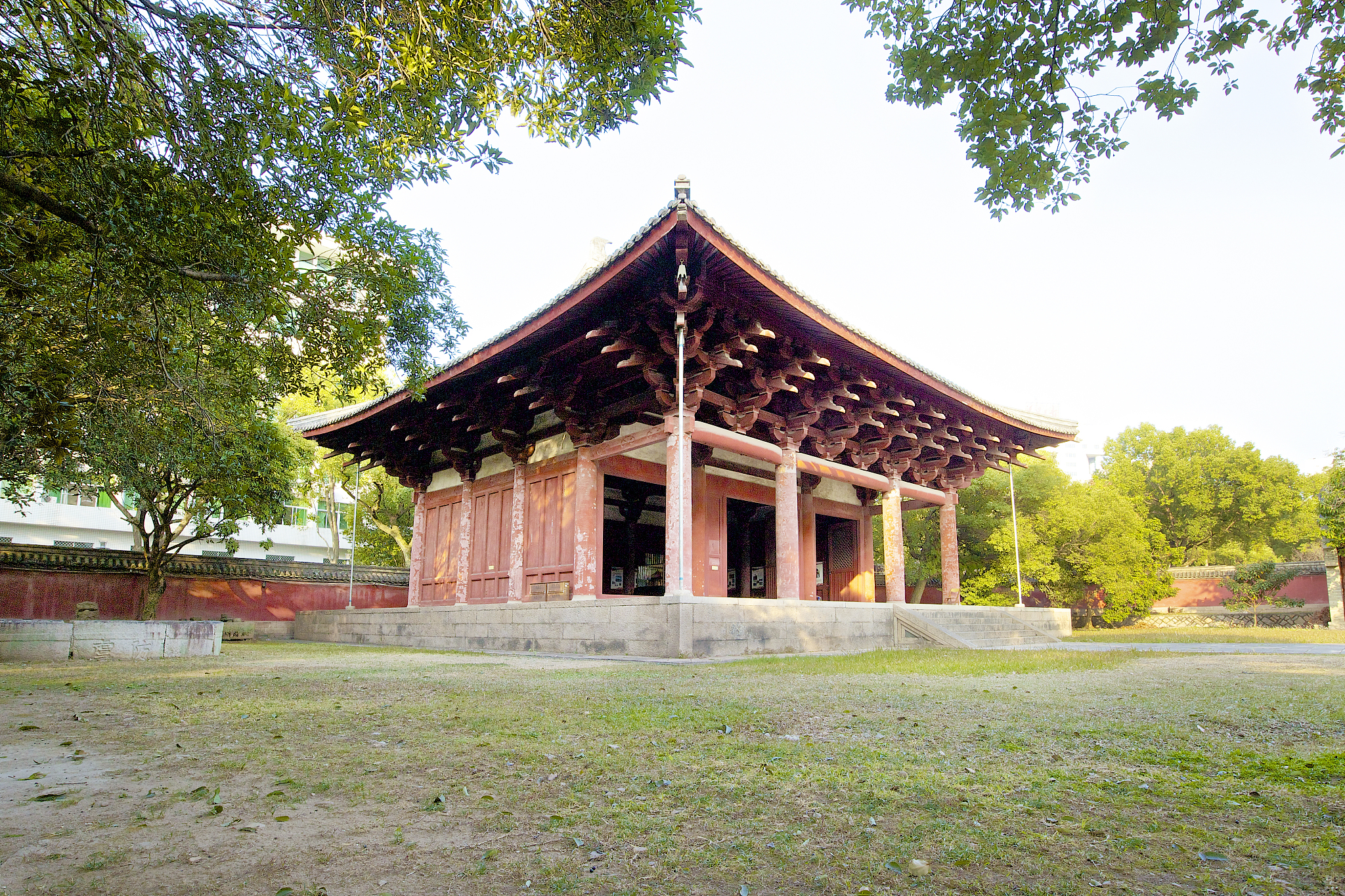 华林寺大殿