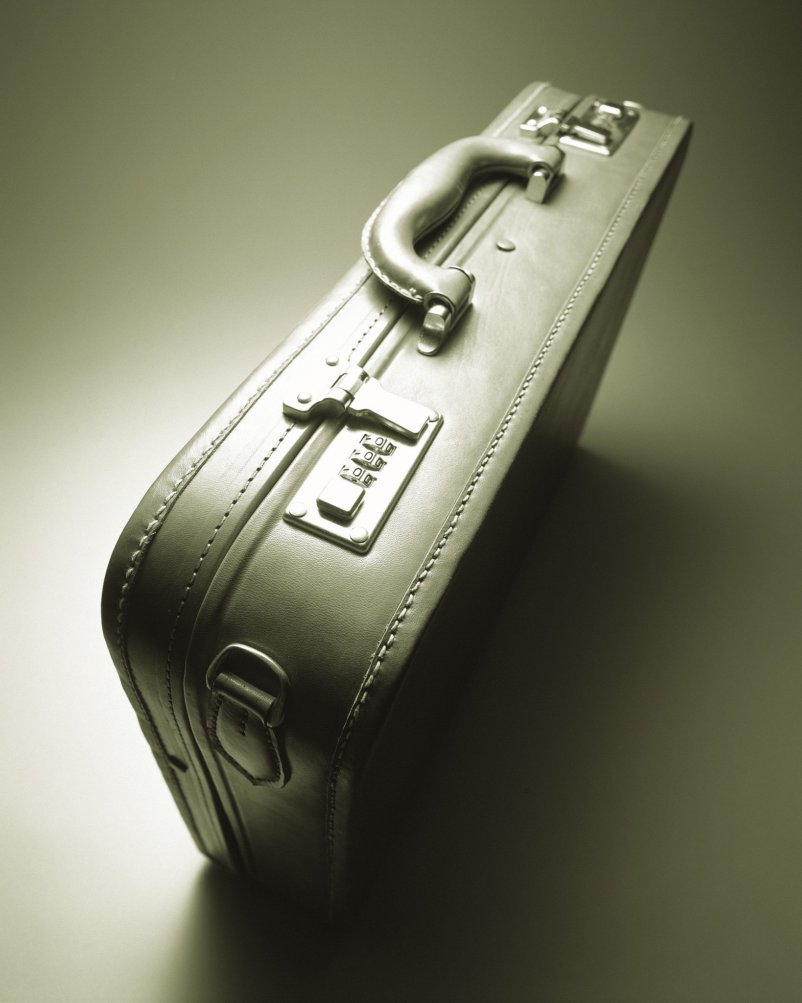 瑞士军刀密码箱忘记密码怎么办？教你重置密码！