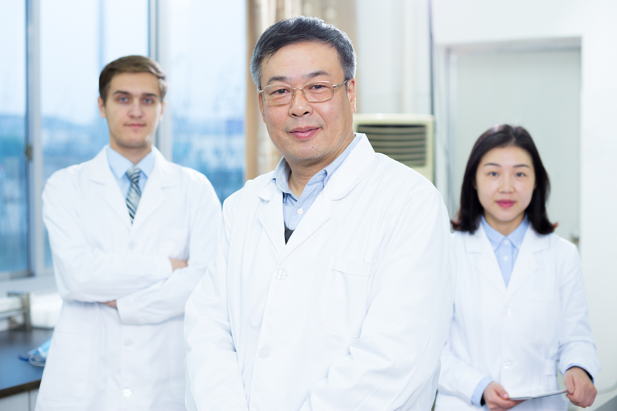 中国专家：推动中国发展的重要力量