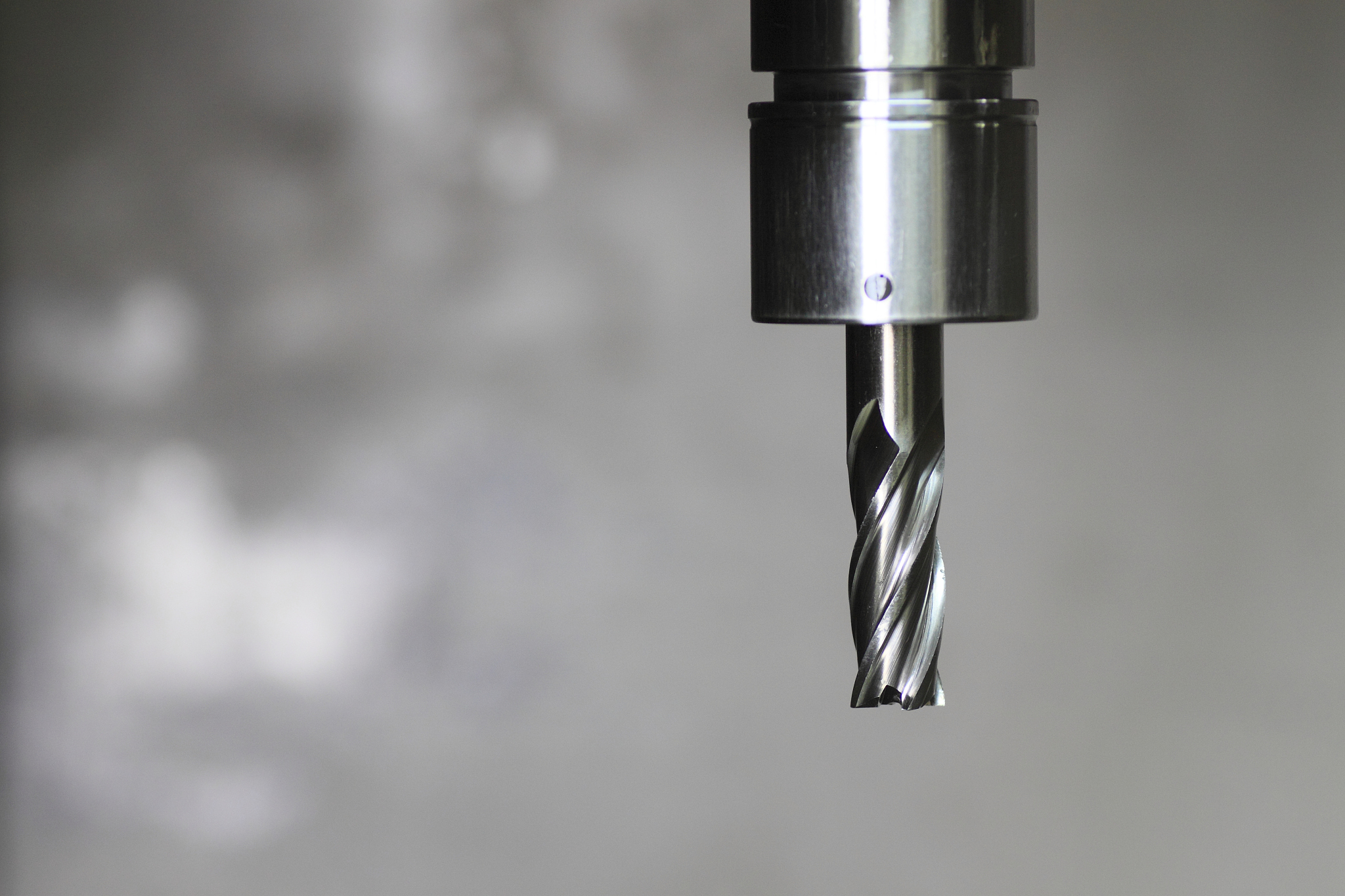 立铣刀能铣方形凸台吗？ - 详解立铣刀适用场景