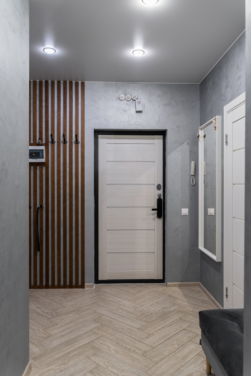 家居装修门选择指南：材质、颜色、款式搭配技巧