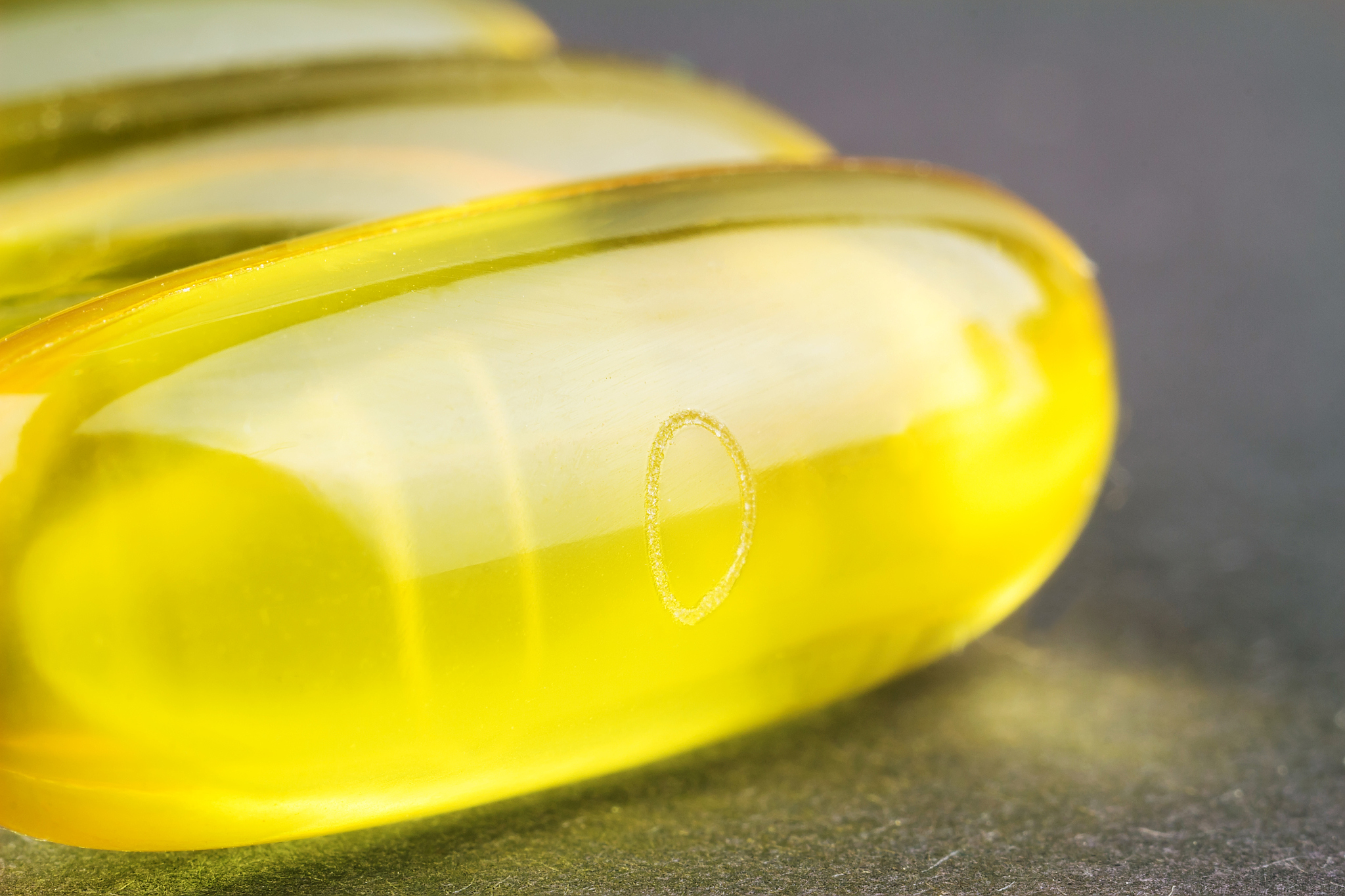 罗麦牌鱼油软胶囊可以改善皮肤吗？