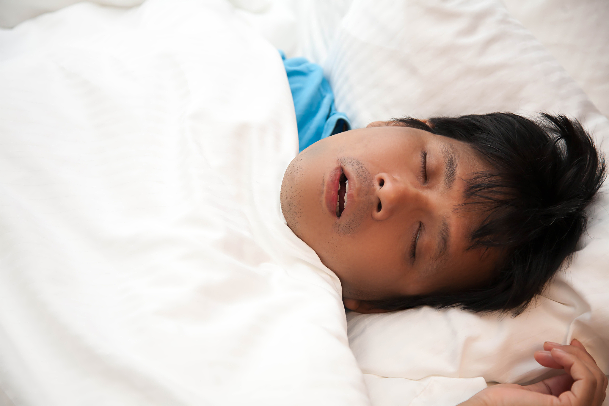 睡眠呼吸暂停：睡着时停止呼吸怎么办？