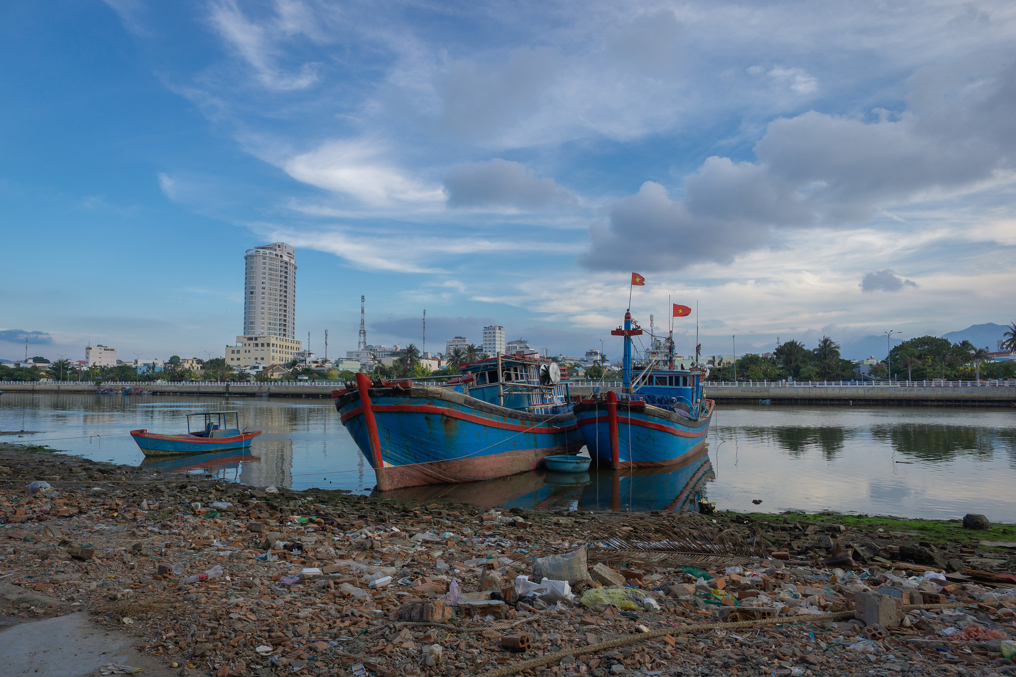 ships are nailing on cai river in nha trang city