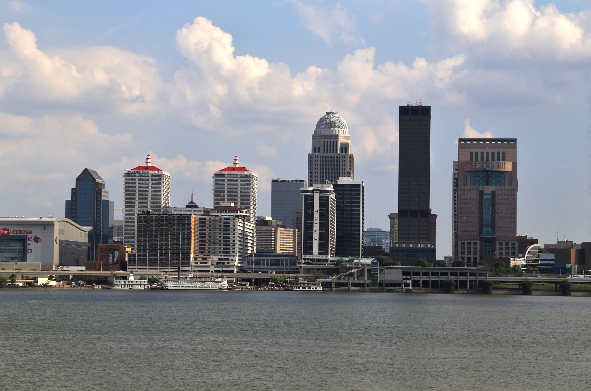 louisville city skyline, louisville, kentucky, usa