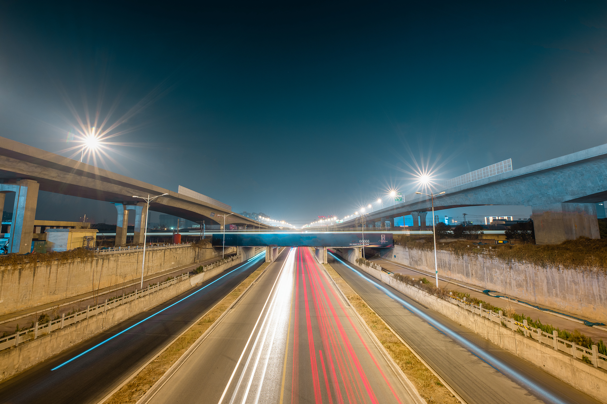 选择成都高铁学校的6大优势：高薪就业、先进设施、特色教育