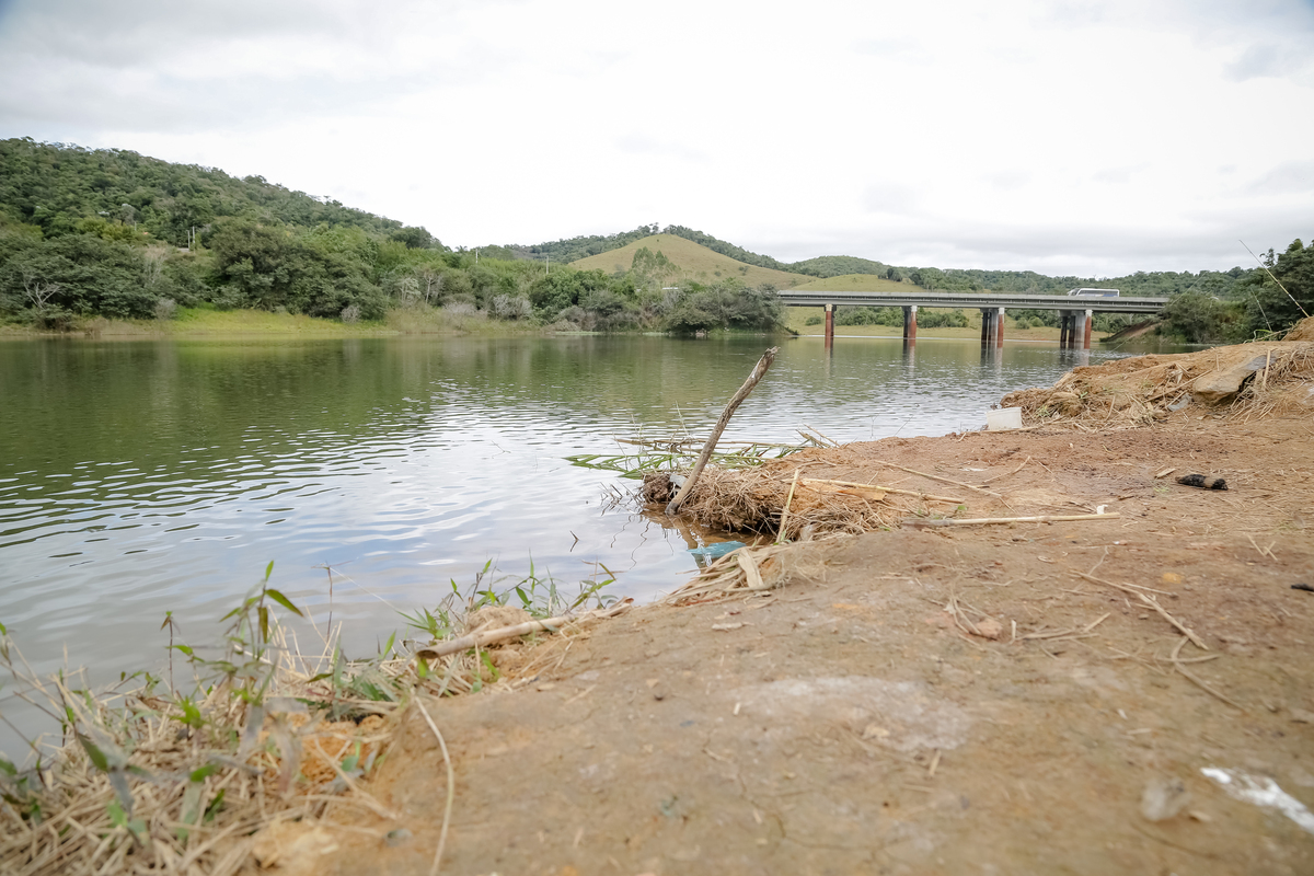 江宁区横溪街道前坎塘水库大坝类型及地基分析