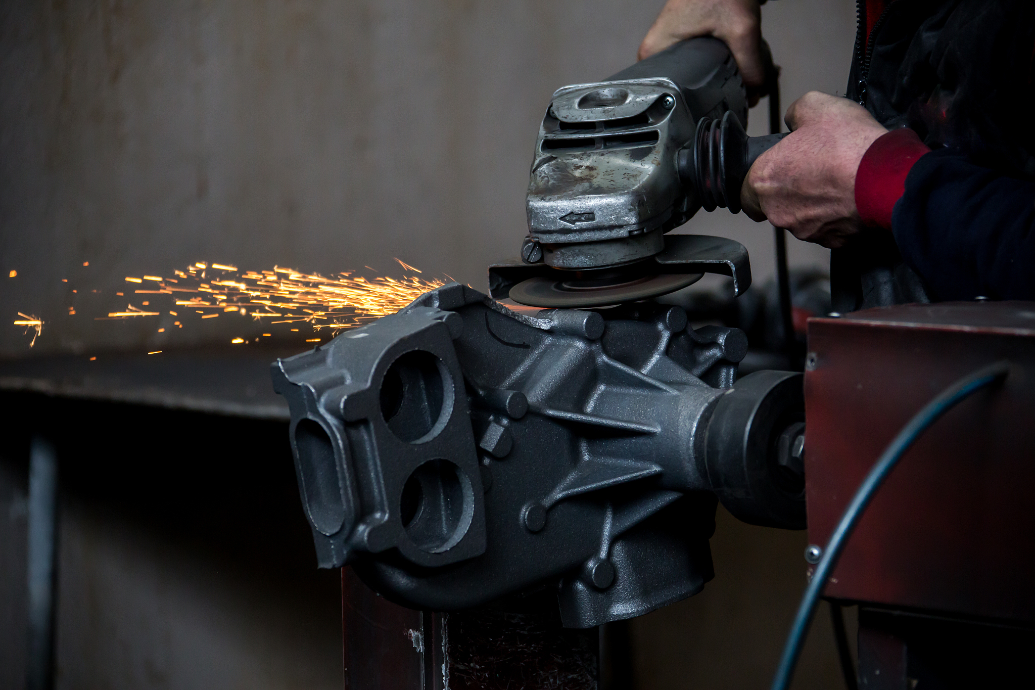 成都市中山职业技术学校数控技术应用：培养高技能人才的摇篮