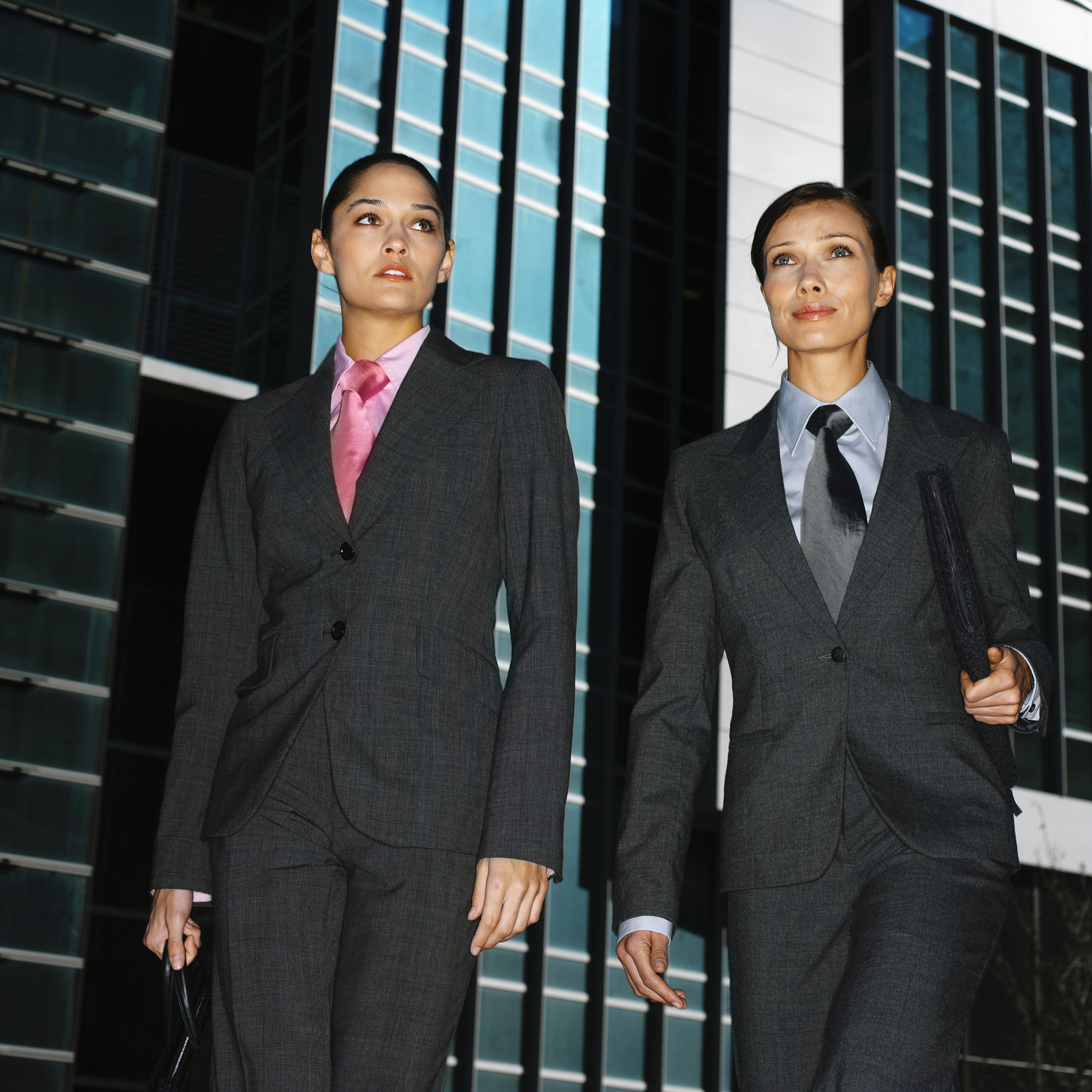 Established in 1980 the G2000 Group is a multi-brand specialty retailer offering an assortment of professional career wear for today’s men and women operating under different labels G2000 MAN G2000 WO