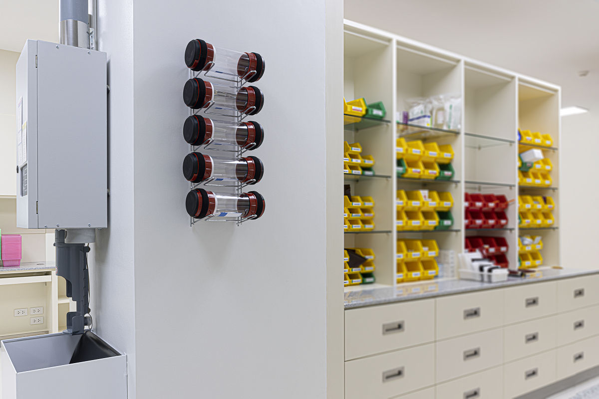 化学药品提篮 设计一个智能的