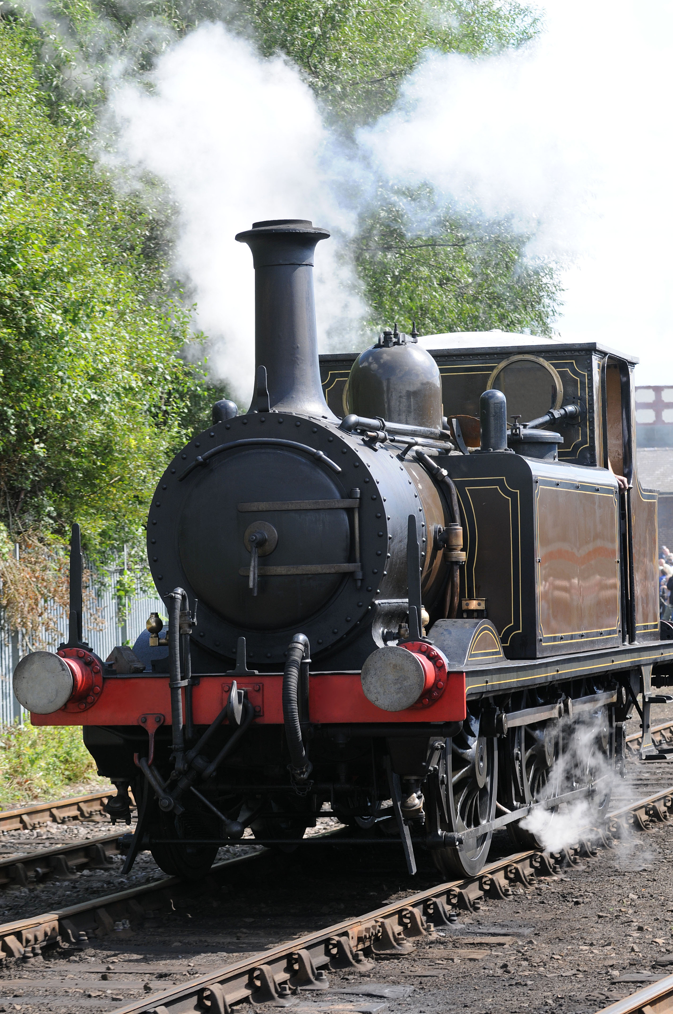 成都铁路专业学校招生对象有哪些？