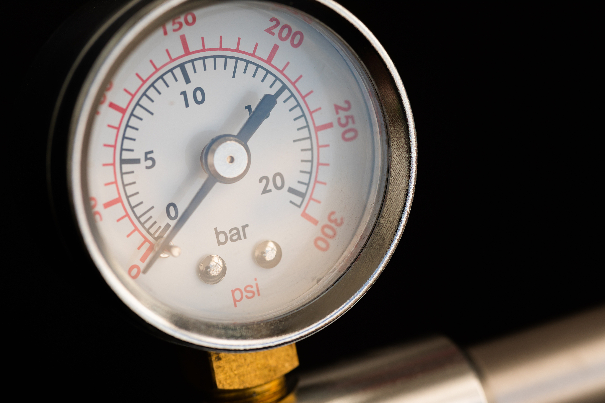 round device for pressure measurement. dial gauge. pressure gaug