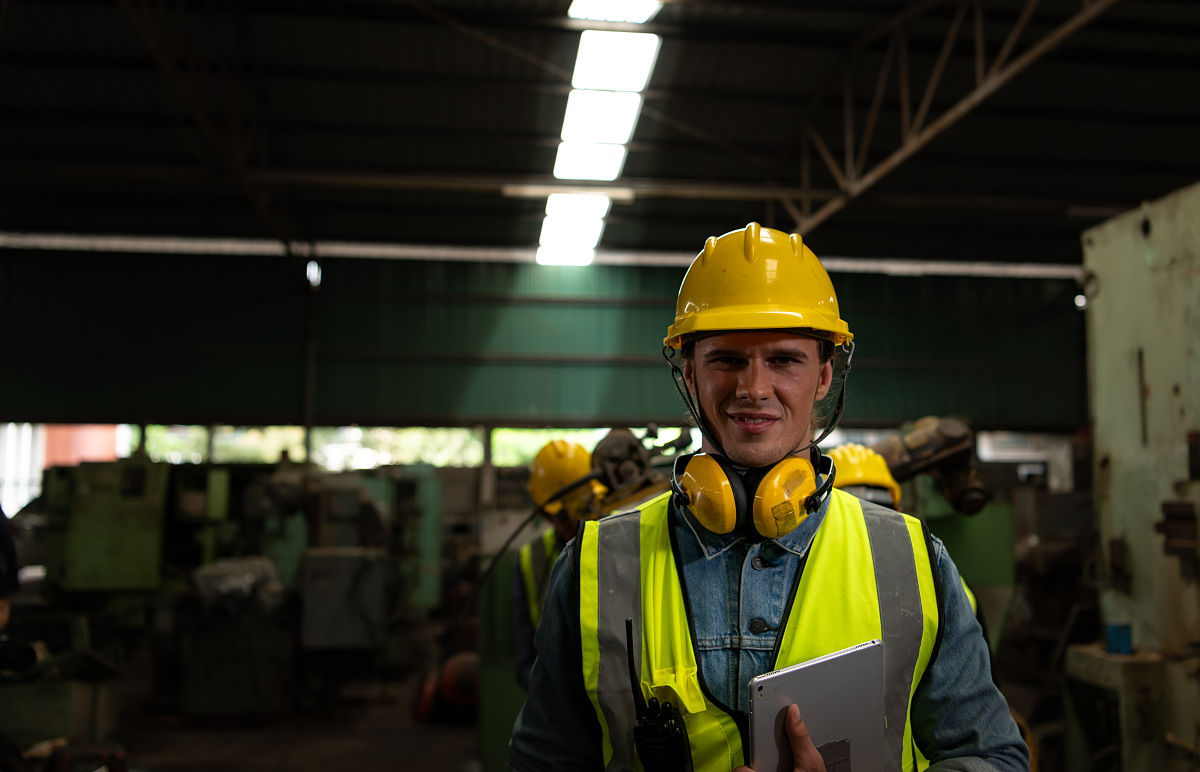 济南电子机械工程学校就业率分析：现状、挑战与未来