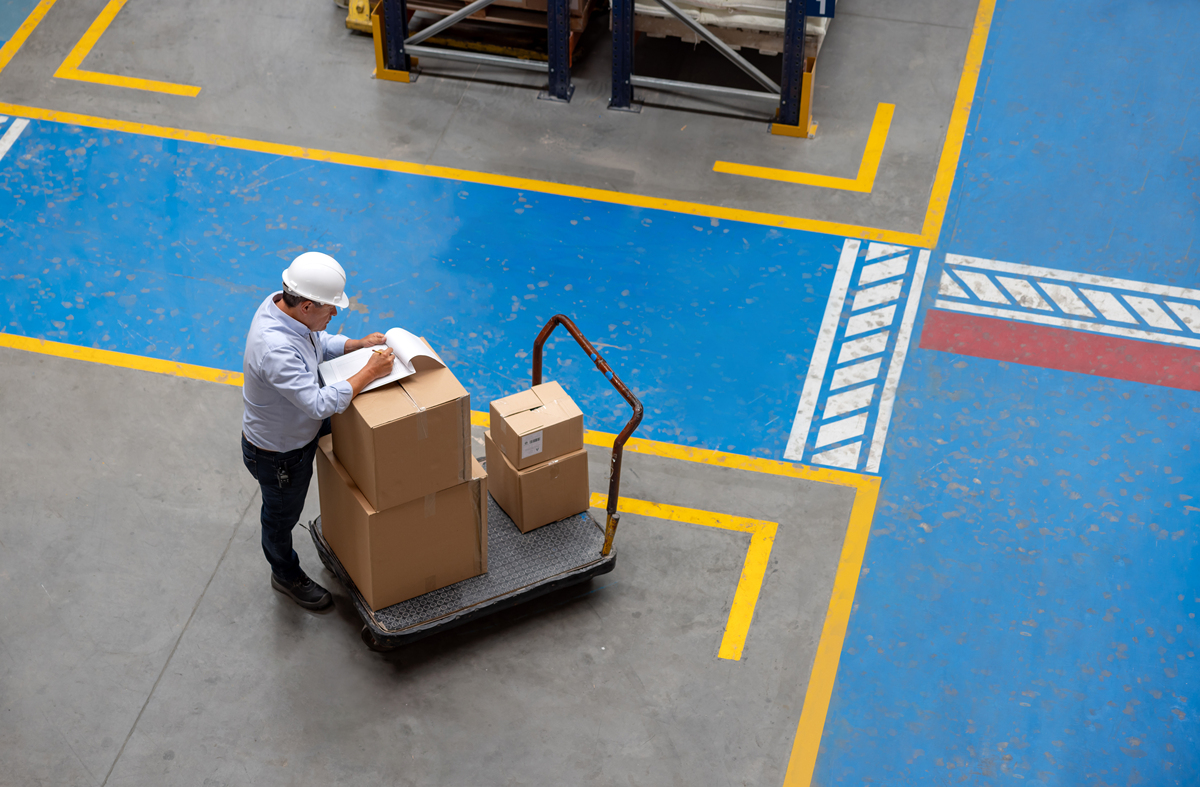 关于拣选车运行安全性能评估的500字文章