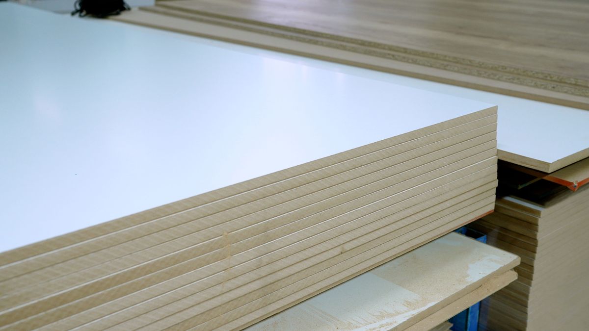 密度板是什么板材帮我用200字详细描述