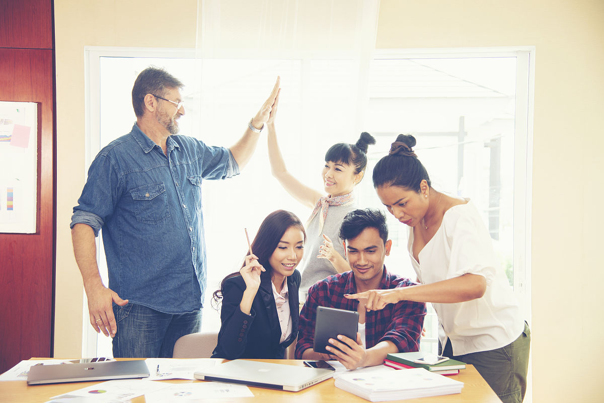 运动会加油稿：为梦想而战，共创辉煌！