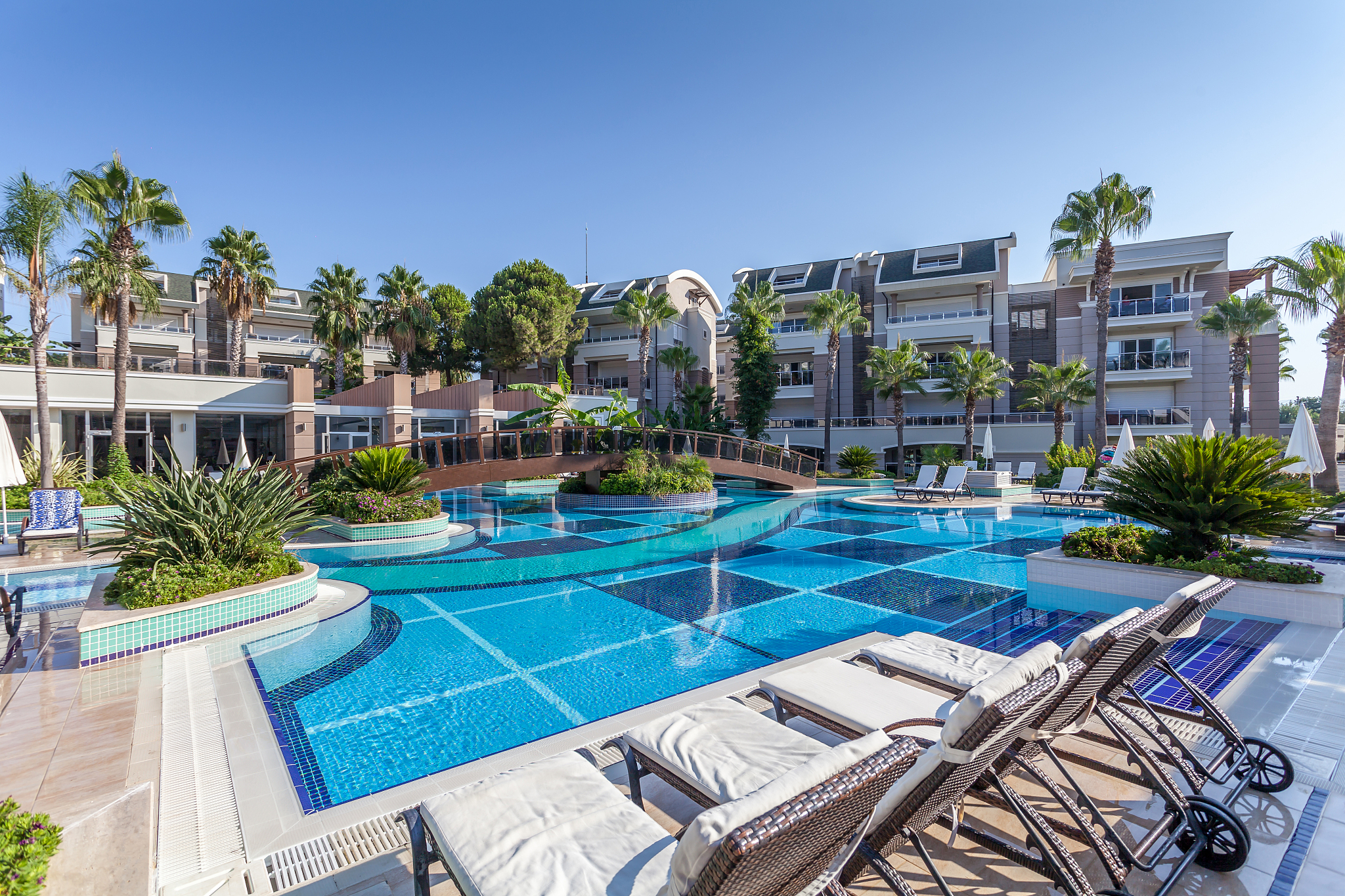 地中海俱乐部：奢华度假和社交的完美选择