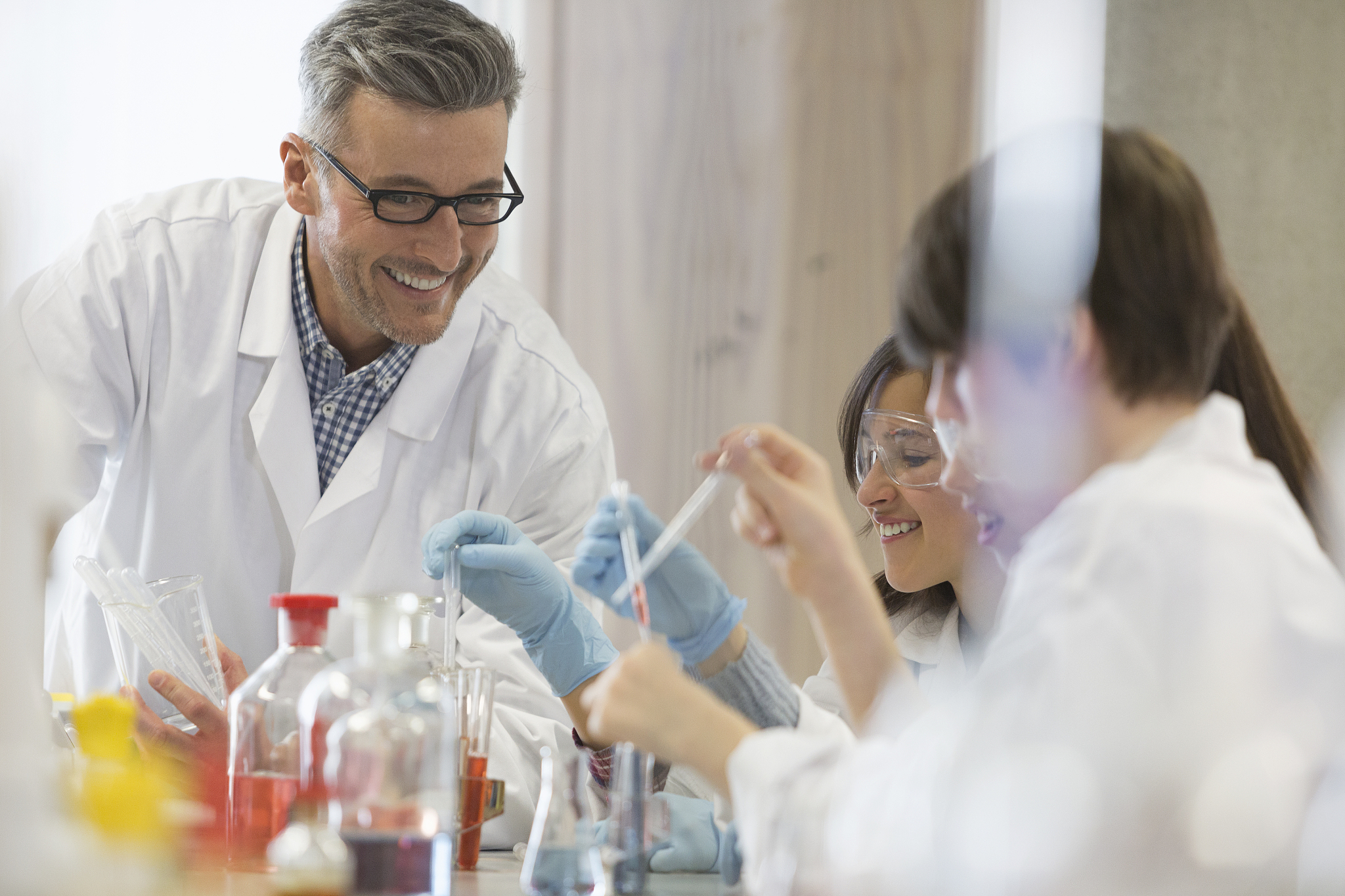 初中物理实验教学的思考与教学改进