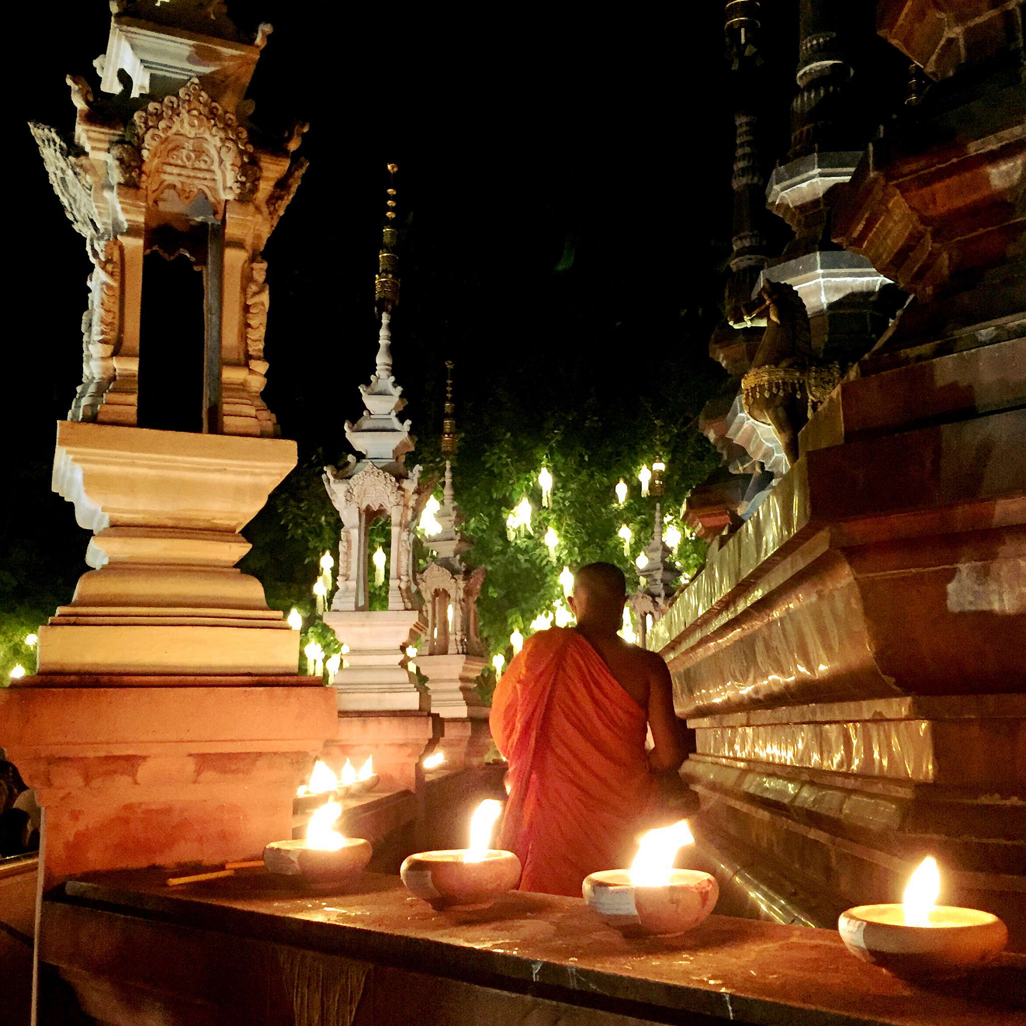 古刹青灯，一世情缘 - 诗歌赏析