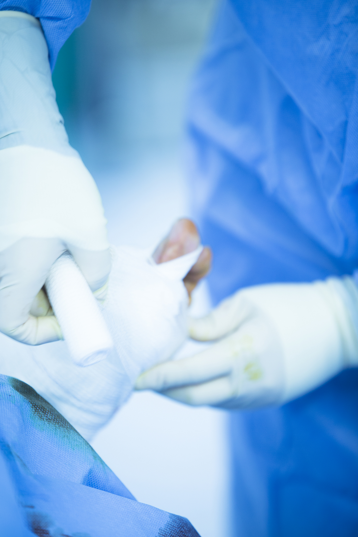 踝关节镜LassoLoop手术步骤：详细指南