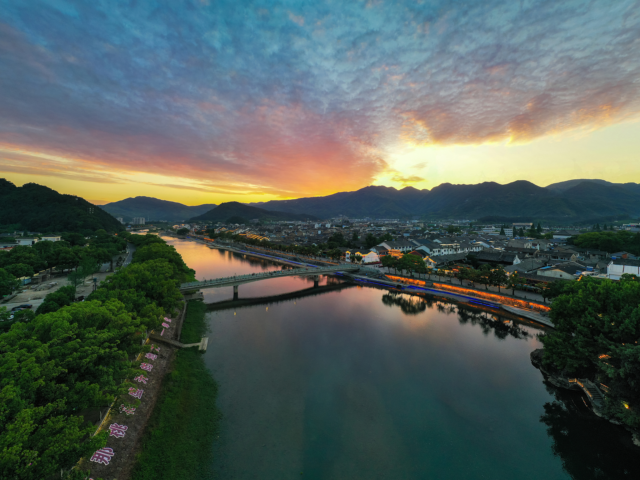 宁波3日游完美行程安排：历史文化、自然风光、美食体验