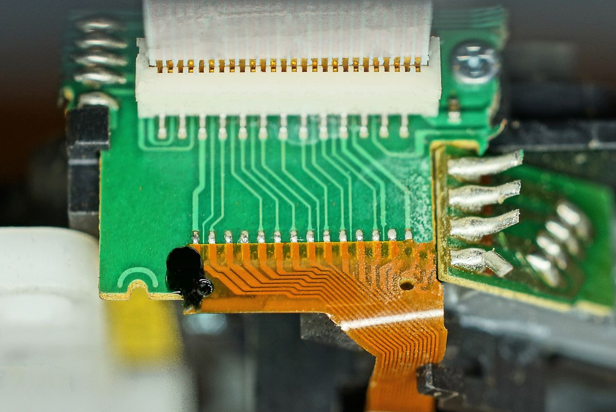 如何用STM32进行彩色打印机喷头的不同出墨口的控制
