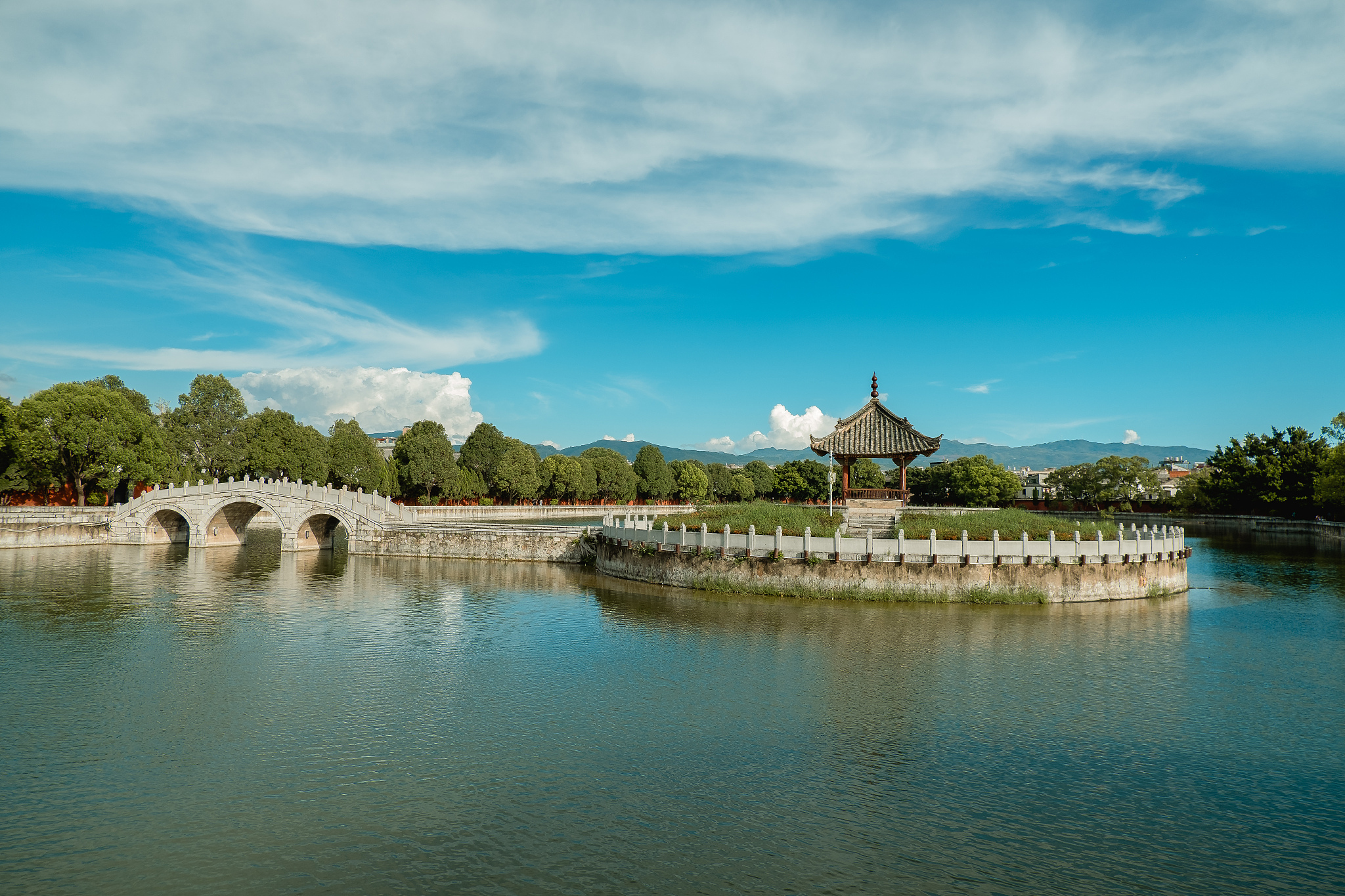 红河中专学校就业前景：哪所学校最好？