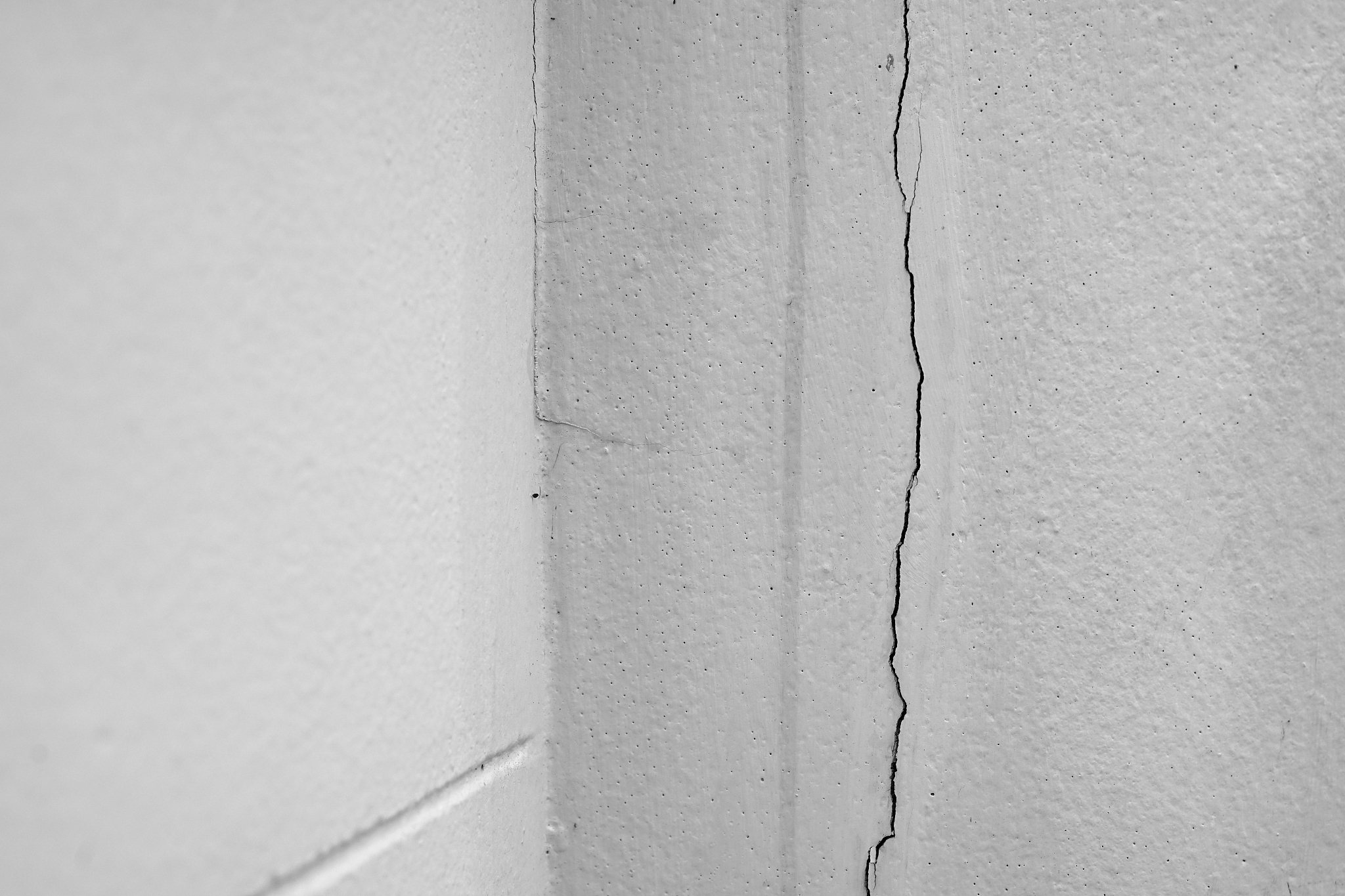 混凝土施工裂缝原因分析及预防措施